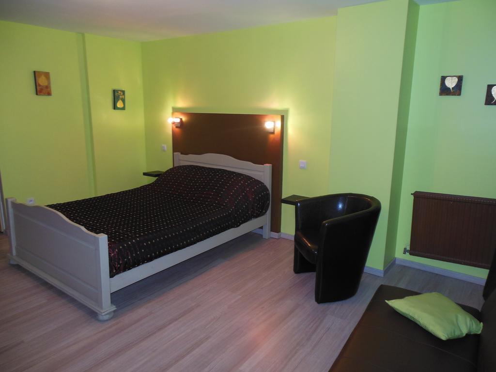 Bed and Breakfast La Chaumiere Seyne Exteriér fotografie